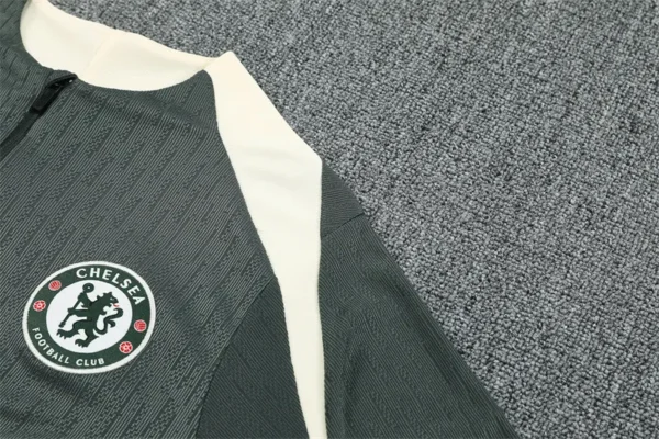 25-26 Chelsea Player Training Suit - Image 8