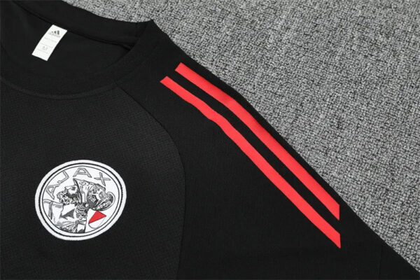 25-26 AX Black Short Sleeve Training Suit - Image 8