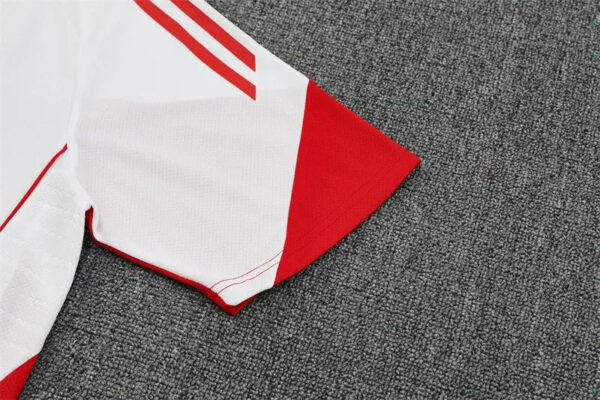 25-26 AX White Short Sleeve Training Suit - Image 8