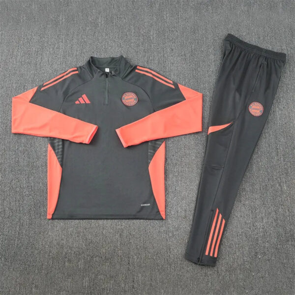25-26 Bayern Munich Training Suit - Image 4