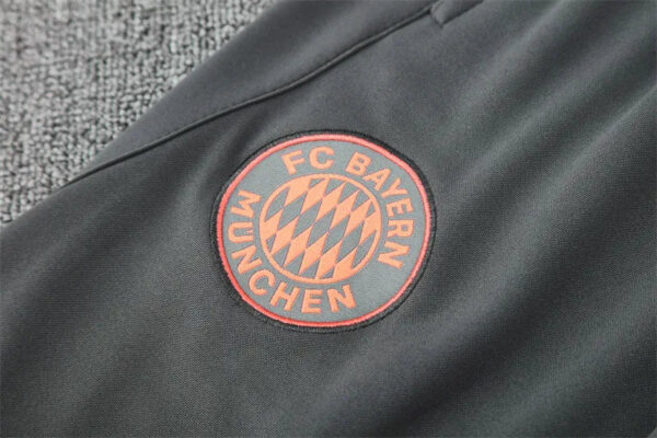 25-26 Bayern Munich Training Suit - Image 17