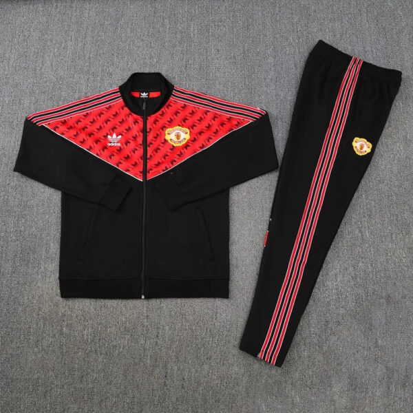 25-26 Manchester United Jacket Tracksuit - Image 4