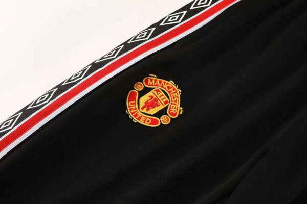 25-26 Manchester United Jacket Tracksuit - Image 13