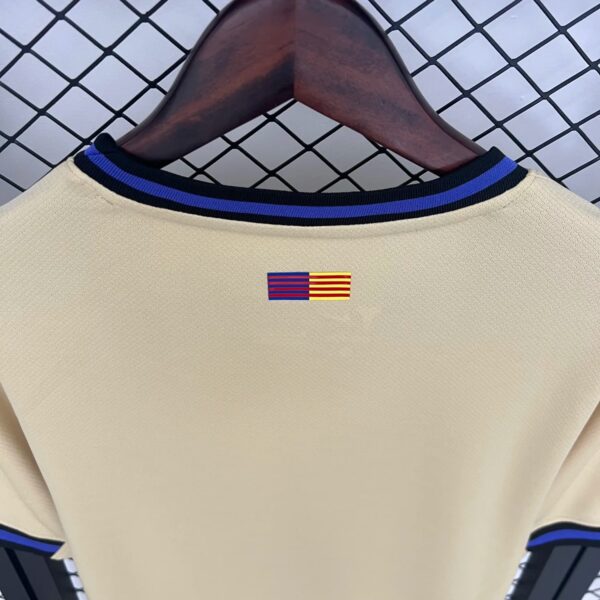 25-26 Barcelona Away Fans - Image 6