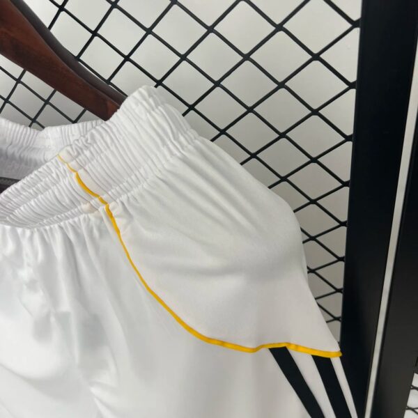 25-26 Real Madrid Home Shorts - Image 4
