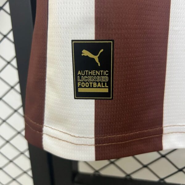 25-26 St. Pauli Home Fans Kit - Image 4