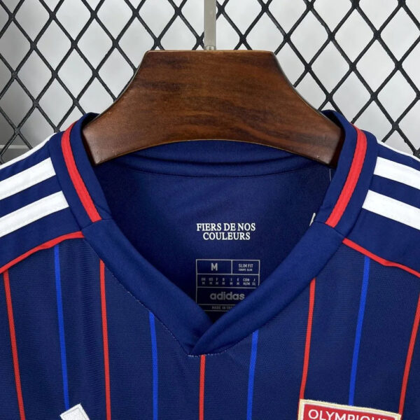 25-26 Lyon Away Fans Kit - Image 4