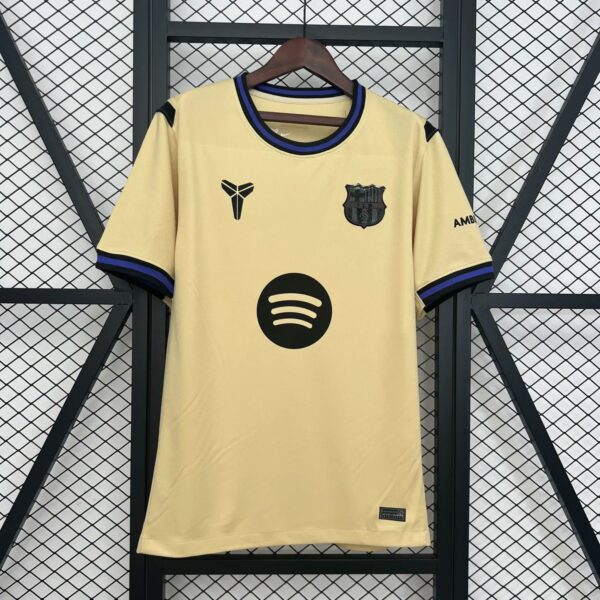 25-26 Barcelona Away Fans