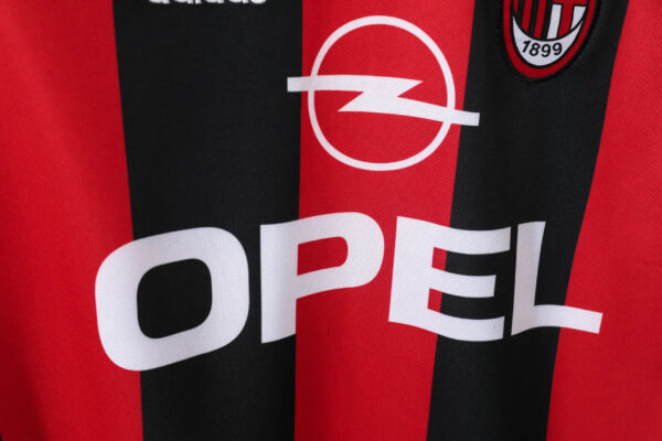 AC Milan Home Kit Retro 00-02 - Image 5