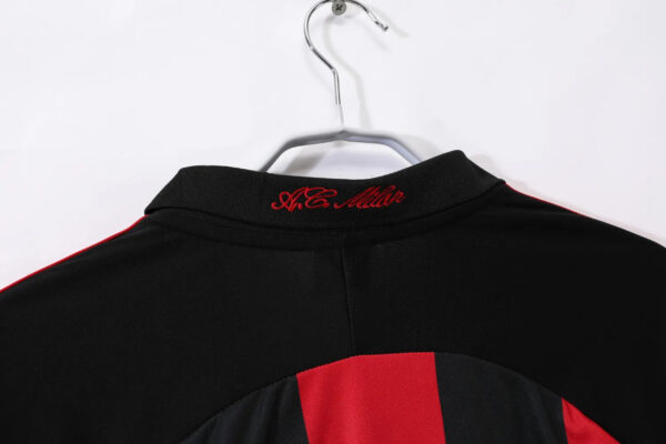 AC Milan Home Kit Retro 00-02 - Image 9