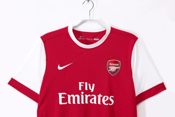 Arsenal Home Kit Retro 10-11 - Image 2
