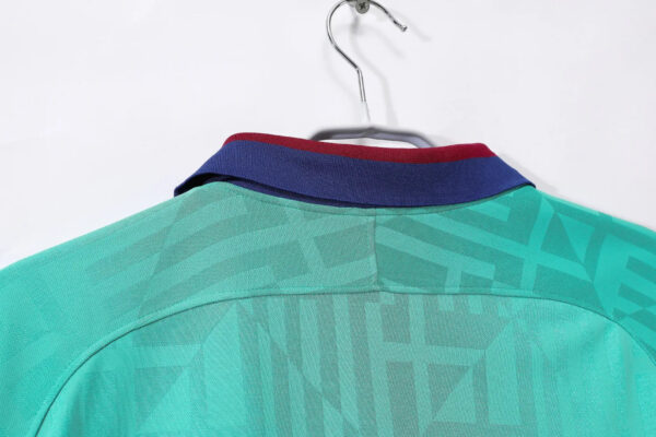 Barcelona Away Kit Retro 19-20 - Image 9