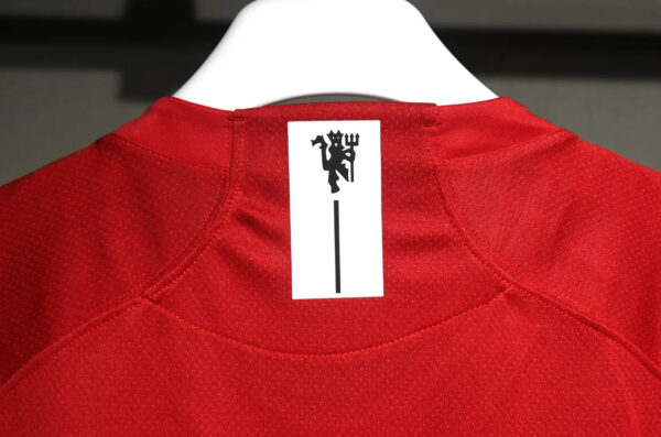 Manchester United Home Kit Retro 07-08 - Image 7