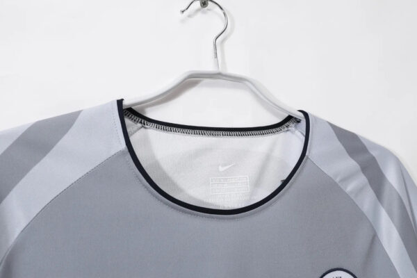 PSG Away Kit Retro 01-02 - Image 4